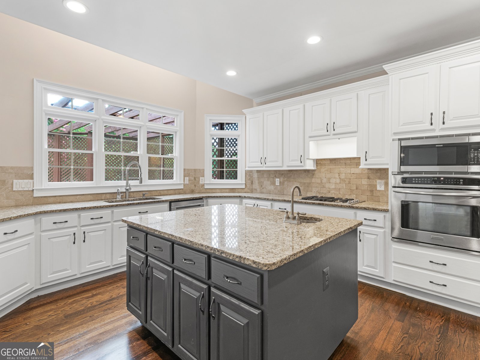 1524 Lake Cove Atlanta - Photo 11