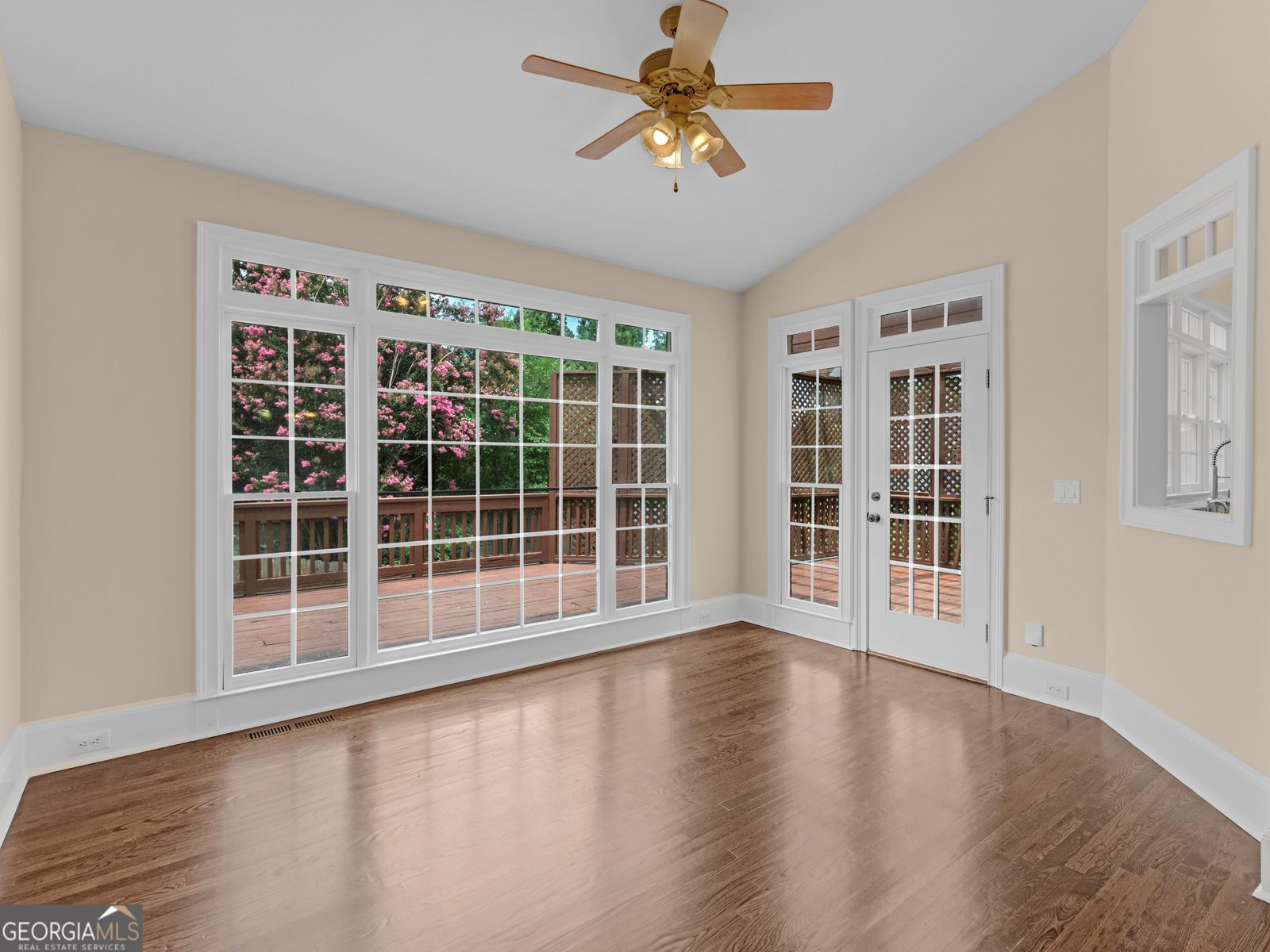1524 Lake Cove Atlanta - Photo 16