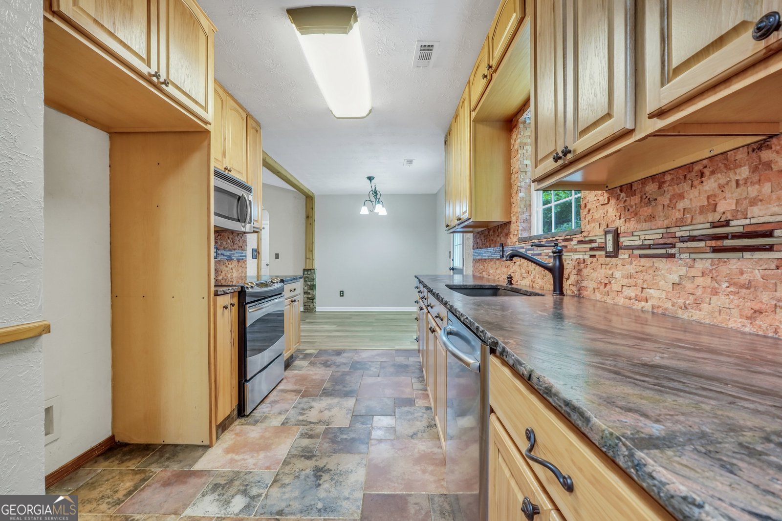 1203 Dried Creek Court McDonough - Photo 12
