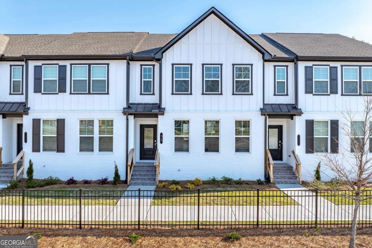 33 Constitution Avenue Pendergrass - main photo