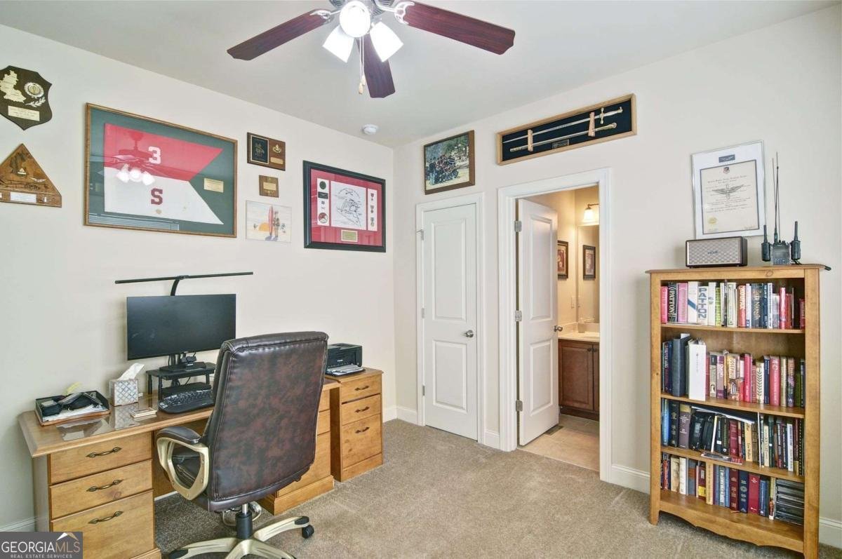 503 Lakeview Court Woodstock - Photo 11