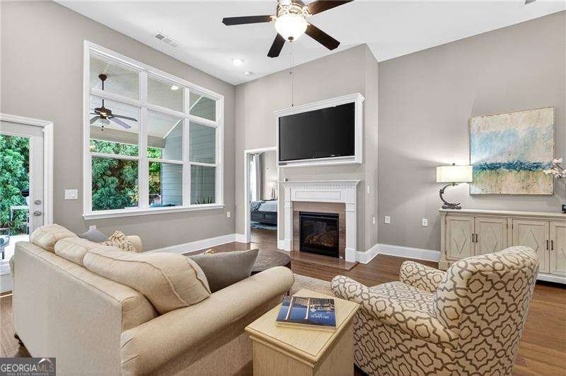 527 Margaret Lane Woodstock - Photo 10
