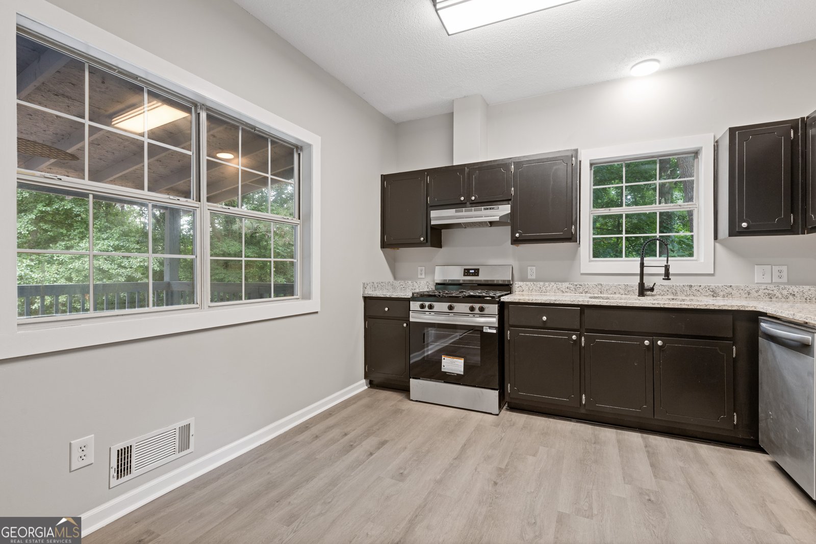 216 Highland Drive McDonough - Photo 7