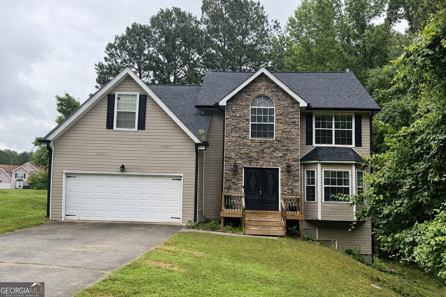 4323 Caroline Court Douglasville - main photo