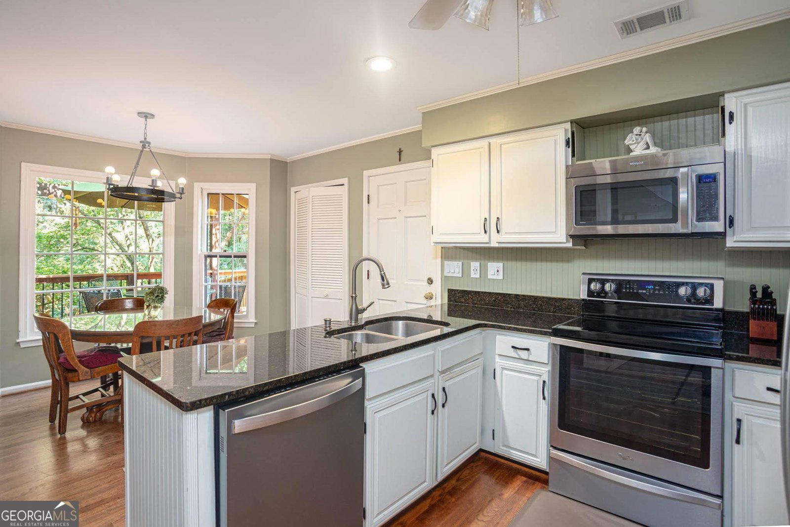 1707 Red Fox Run Lilburn - Photo 17