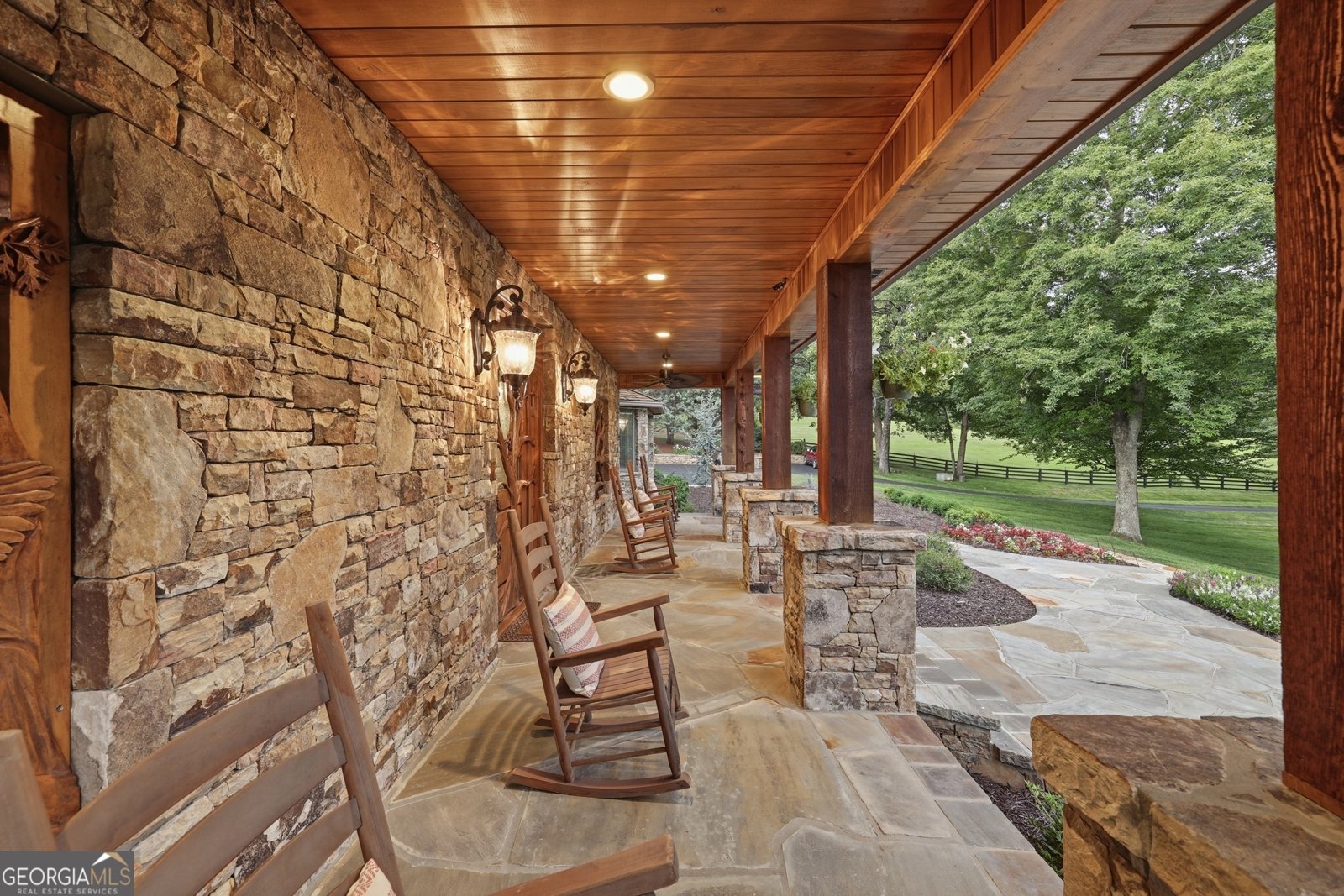1091 Echota Road Clarkesville - Photo 10