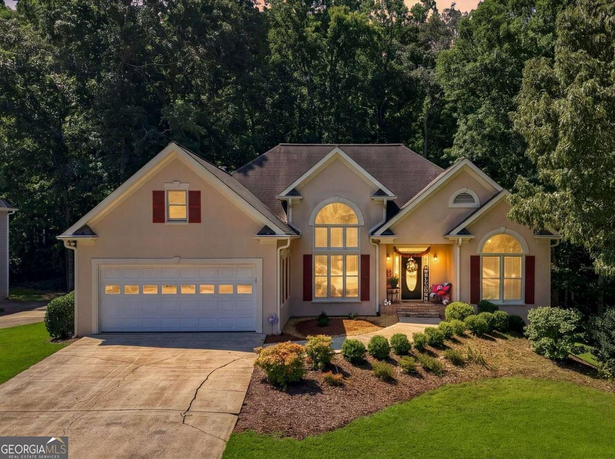 110 Copper Ridge Drive Woodstock - main photo