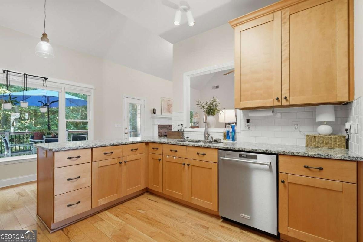 110 Copper Ridge Drive Woodstock - Photo 14