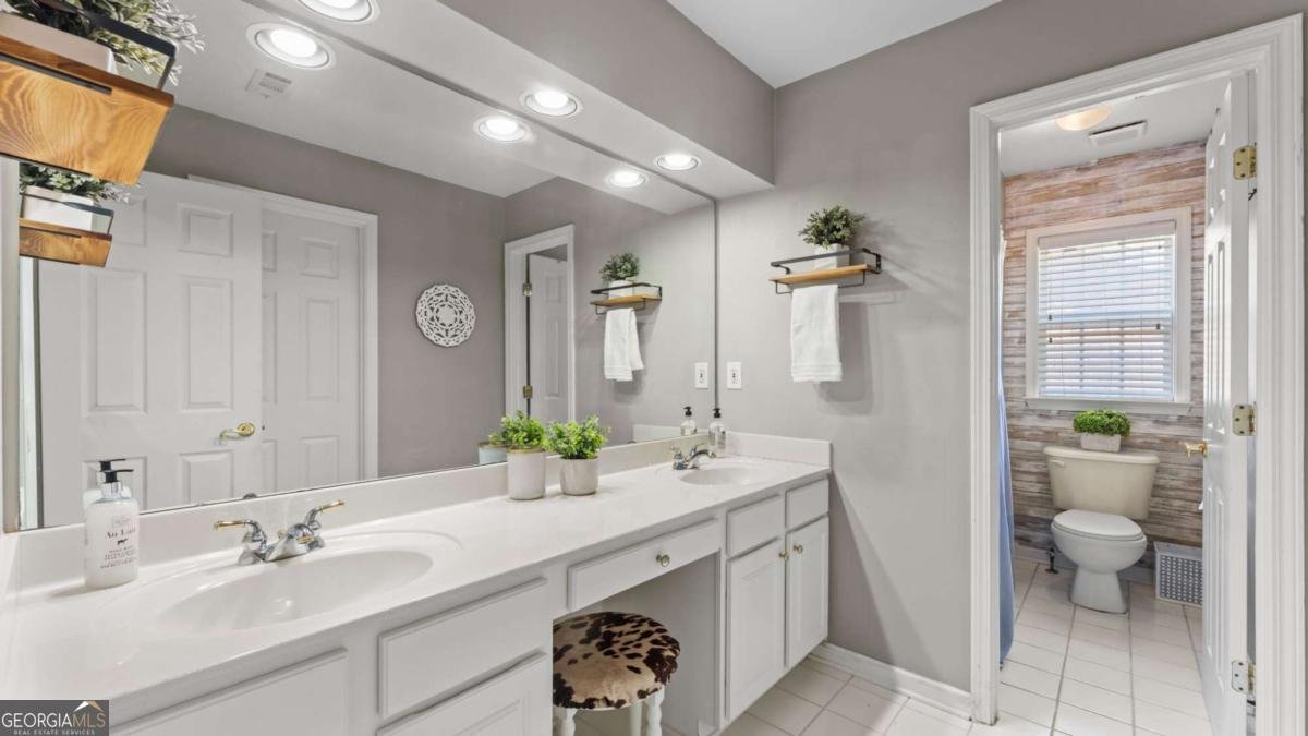 1445 Badingham Drive Cumming - Photo 16