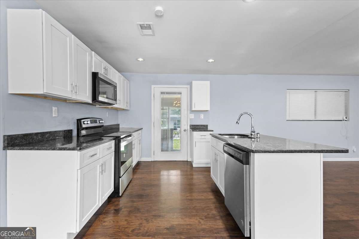 255 Hummingbird Way Riverdale - Photo 11