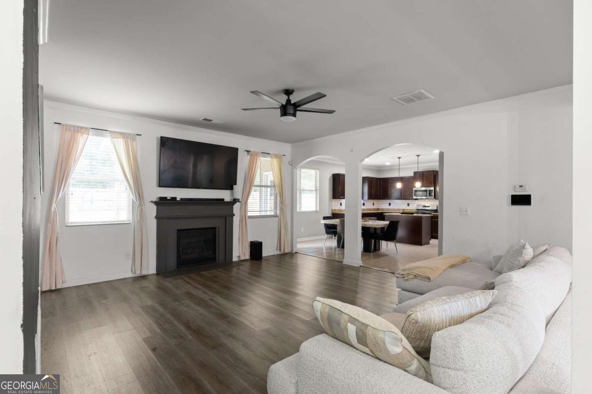 210 Silver Willow Walk Covington - Photo 11