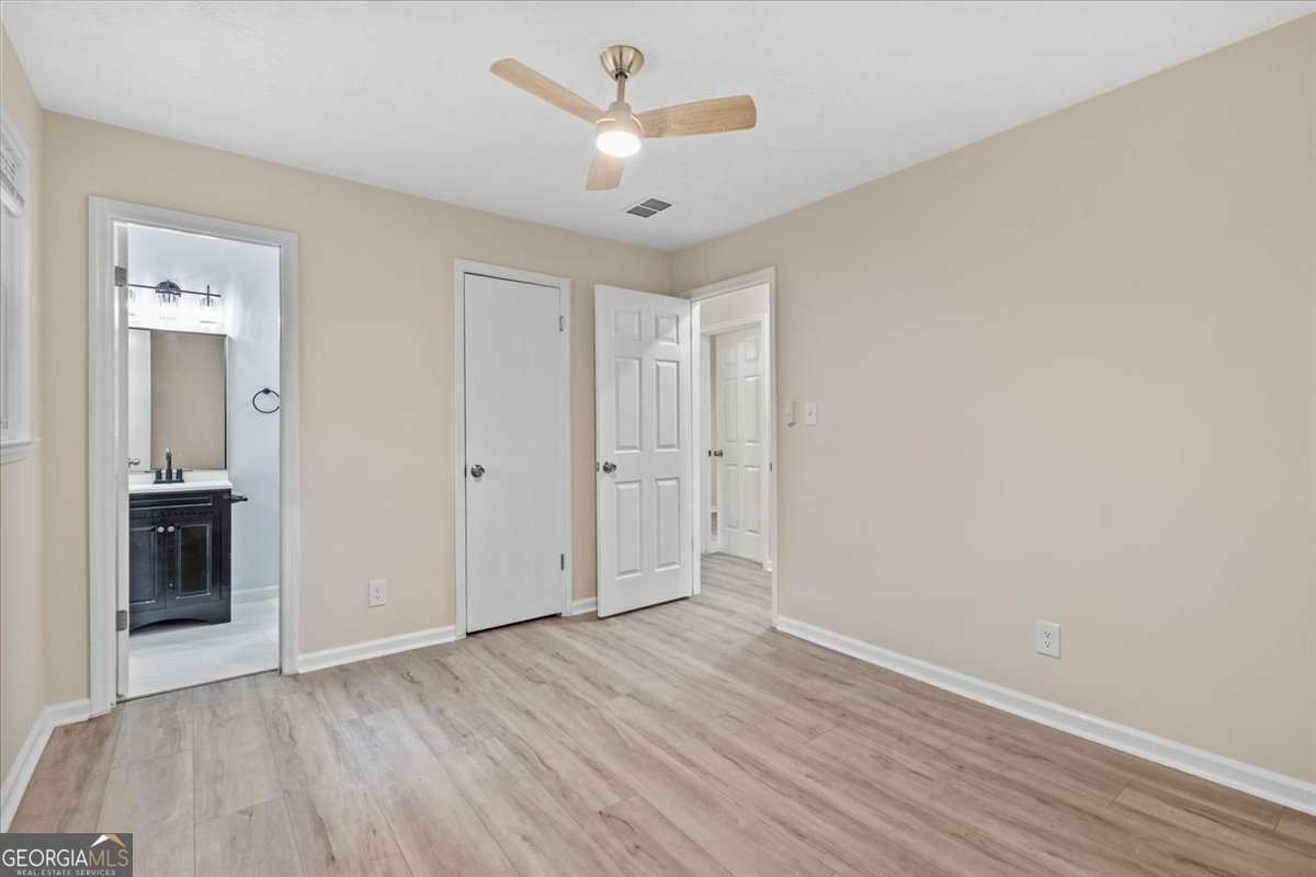 394 Burr Oak Court Lawrenceville - Photo 18