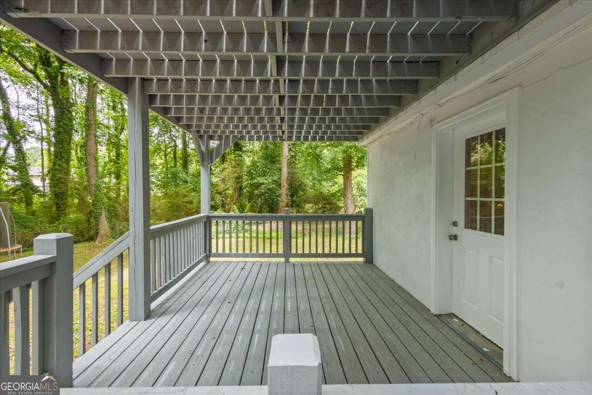 394 Burr Oak Court Lawrenceville - Photo 38