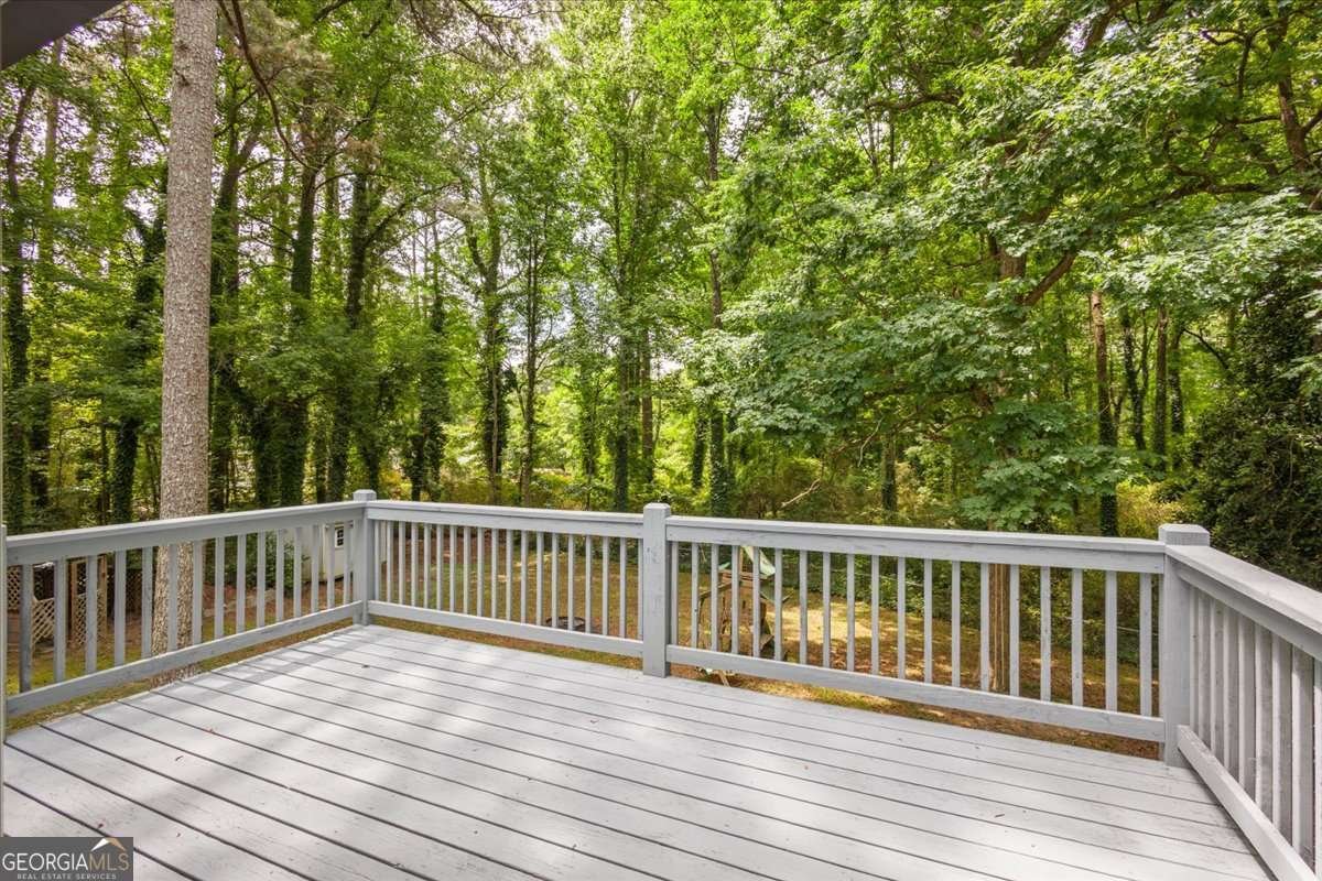 394 Burr Oak Court Lawrenceville - Photo 40
