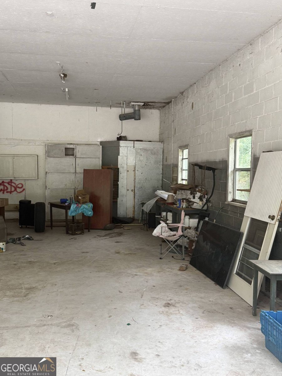 230 Camp Ground Road Griffin - Photo 33
