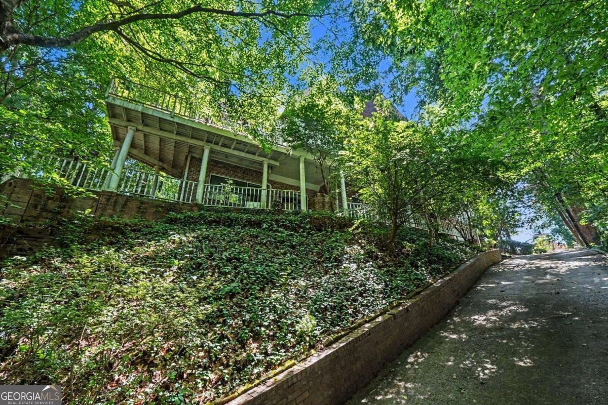 6415 River Chase Circle Sandy Springs - Photo 46
