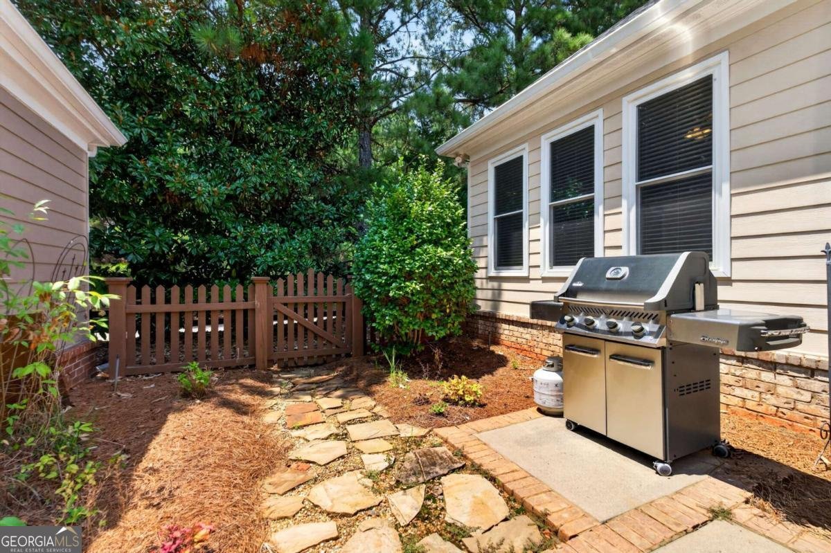 6615 Marlow Drive Cumming - Photo 41