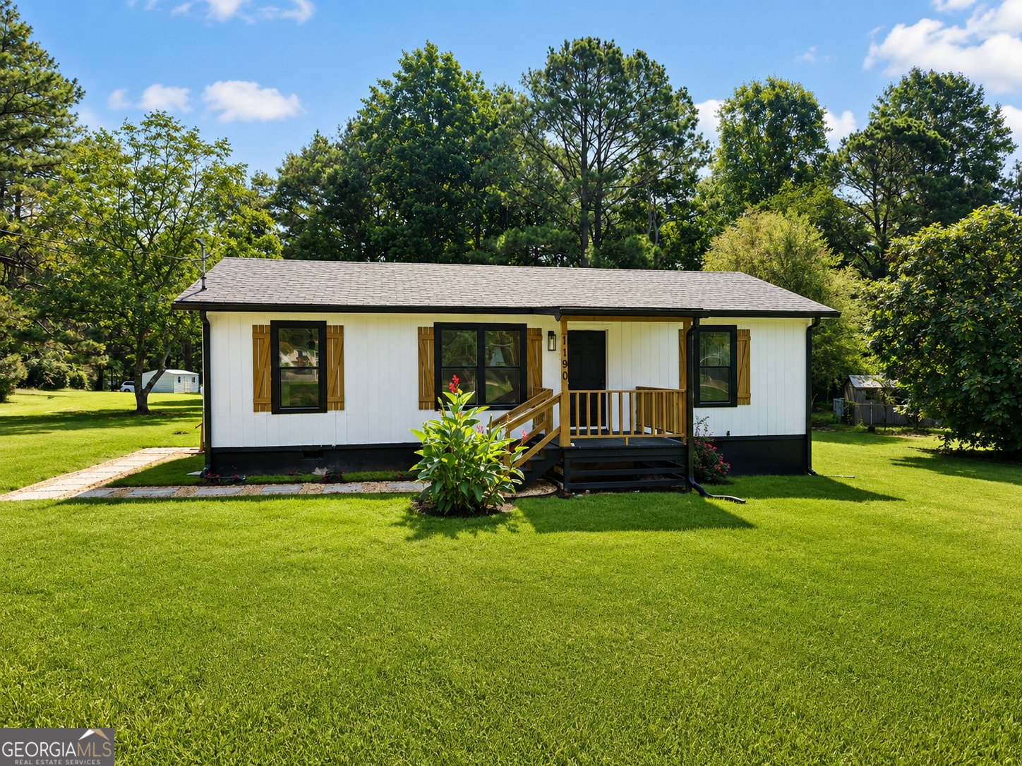 1190 Johnson Road Senoia - main photo