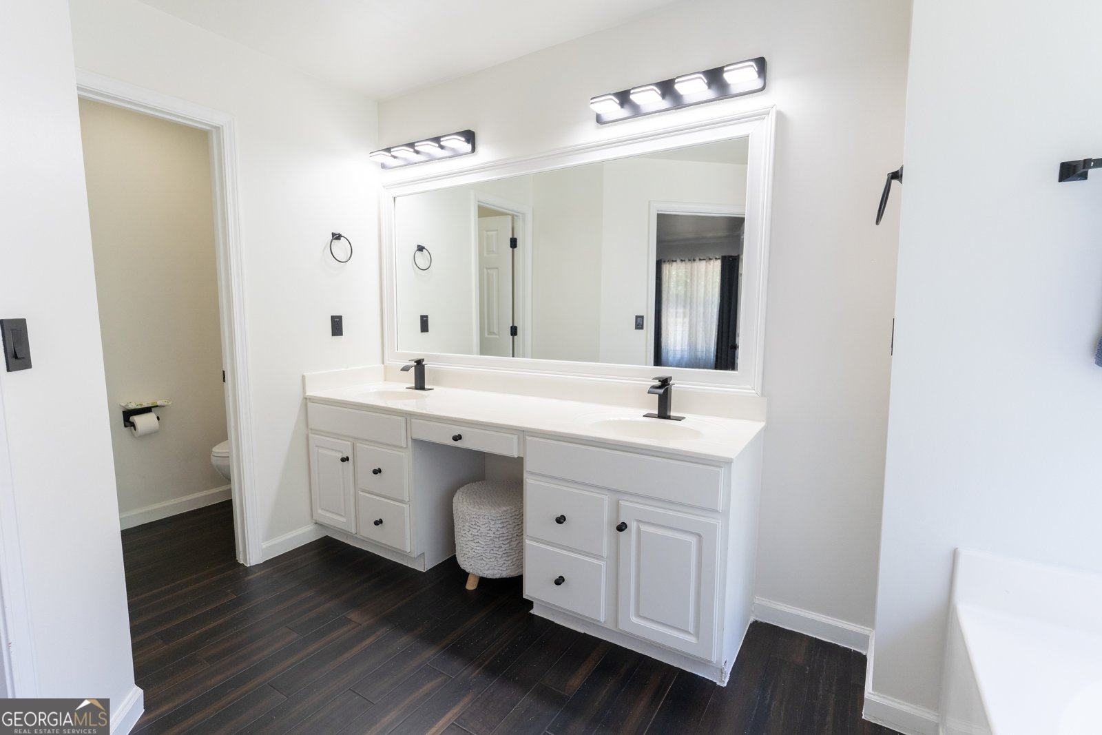 2400 Kirkstone Court Buford - Photo 39