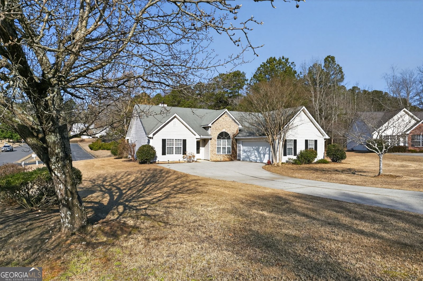 5186 Sudbury Point Lane Sugar Hill - main photo