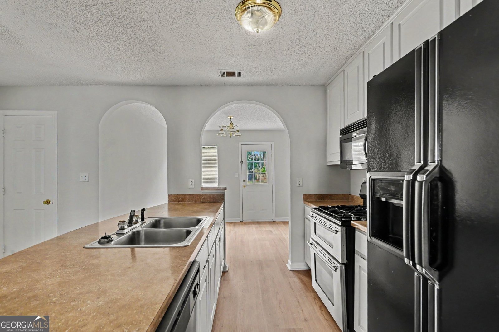 9009 Highland Pass Fairburn - Photo 12