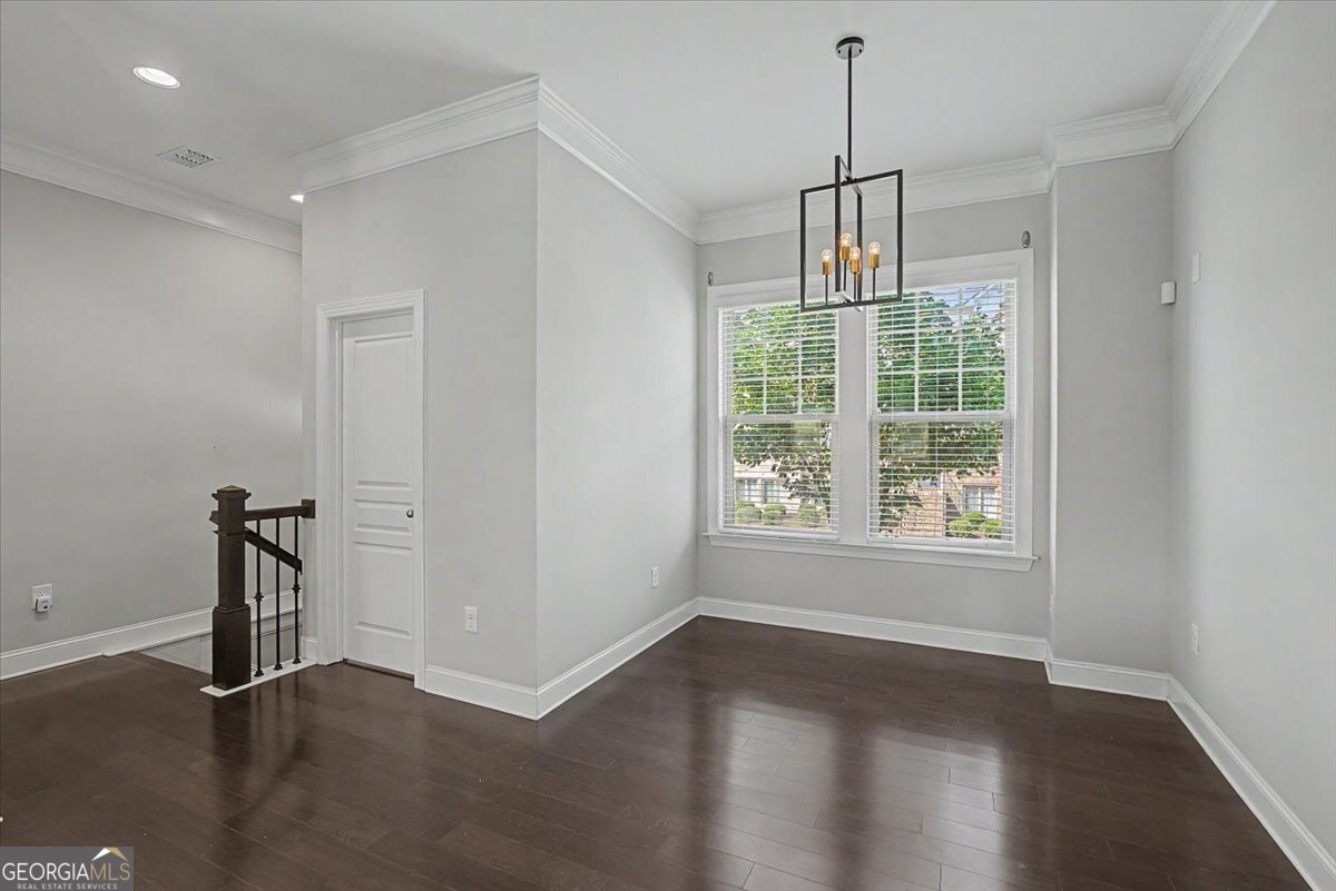 4469 Dunblane Avenue Sugar Hill - Photo 6