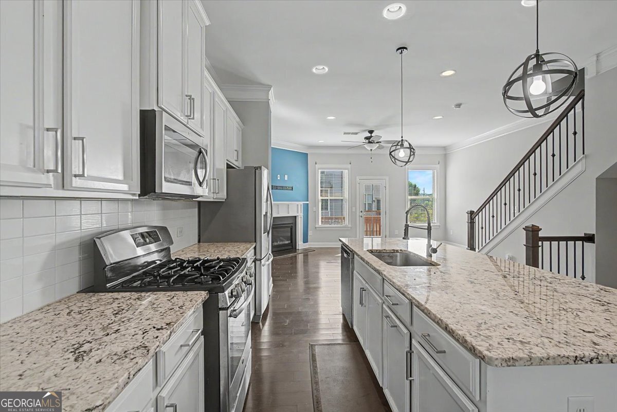 4469 Dunblane Avenue Sugar Hill - Photo 8