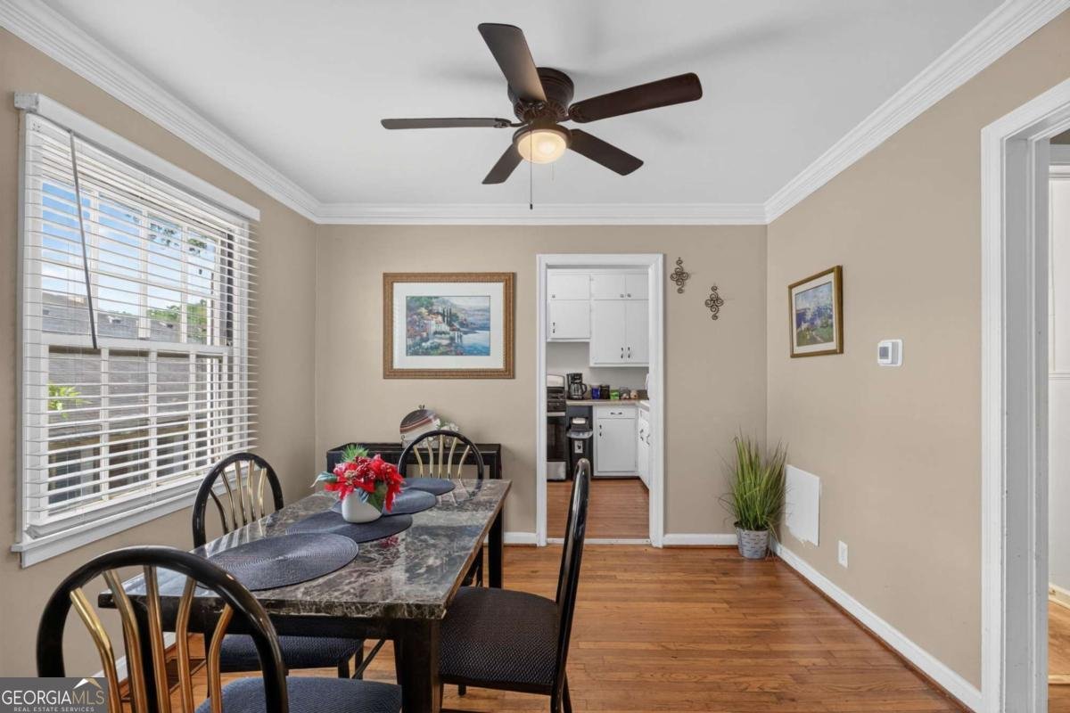 2727 Humphries Street East Point - Photo 10