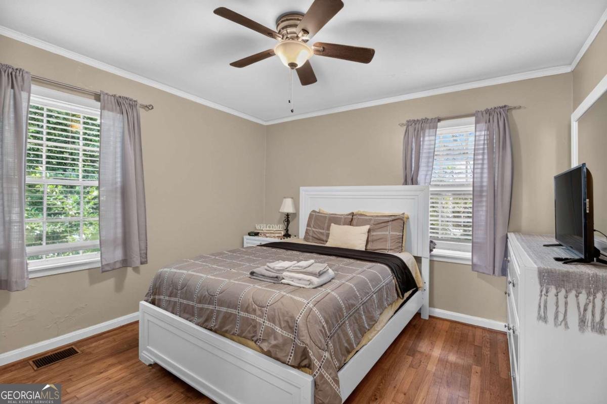 2727 Humphries Street East Point - Photo 18