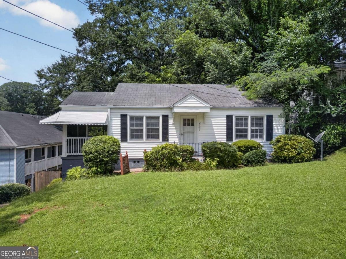 2727 Humphries Street East Point - Photo 27