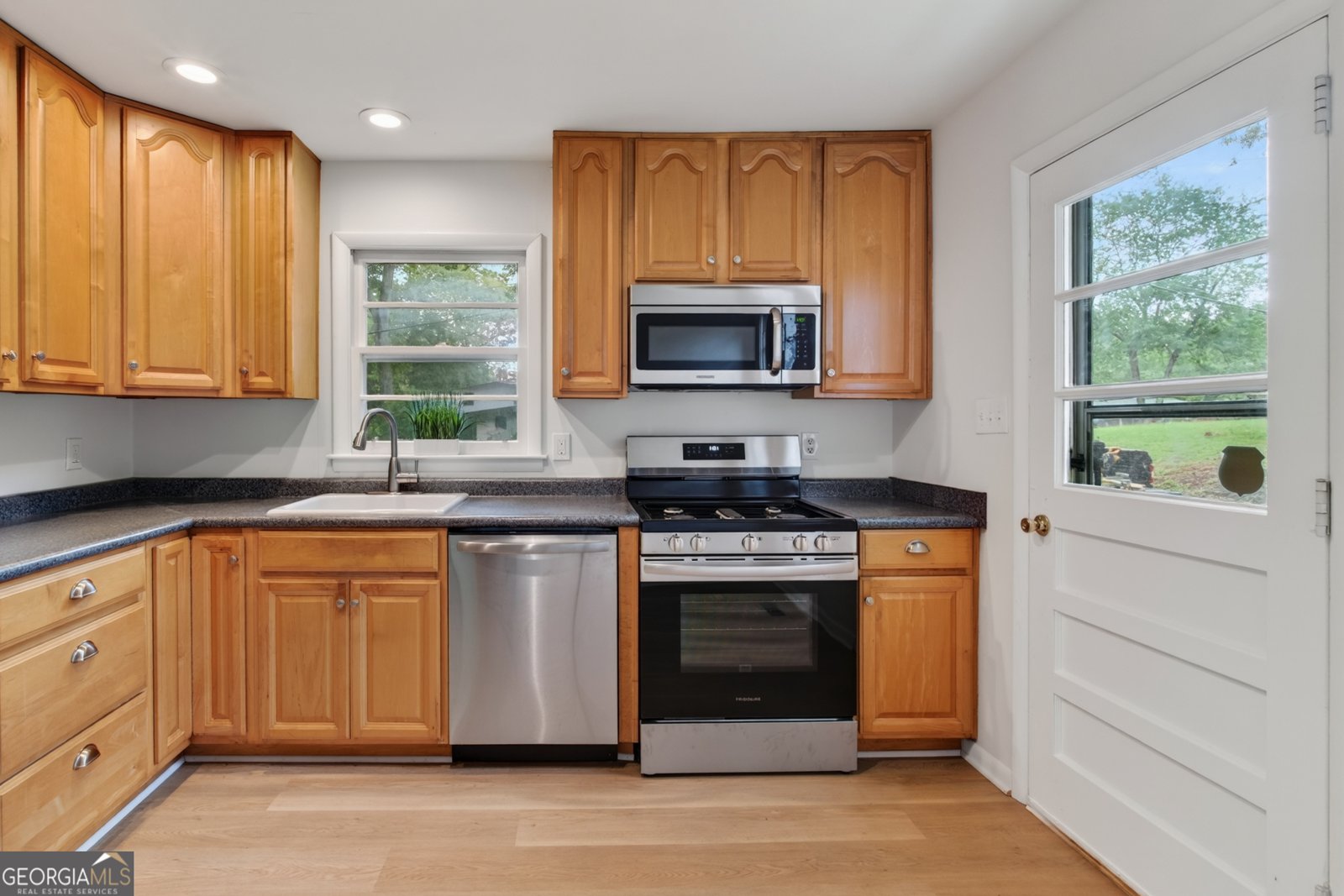 3650 Fred Walker Drive Smyrna - Photo 8