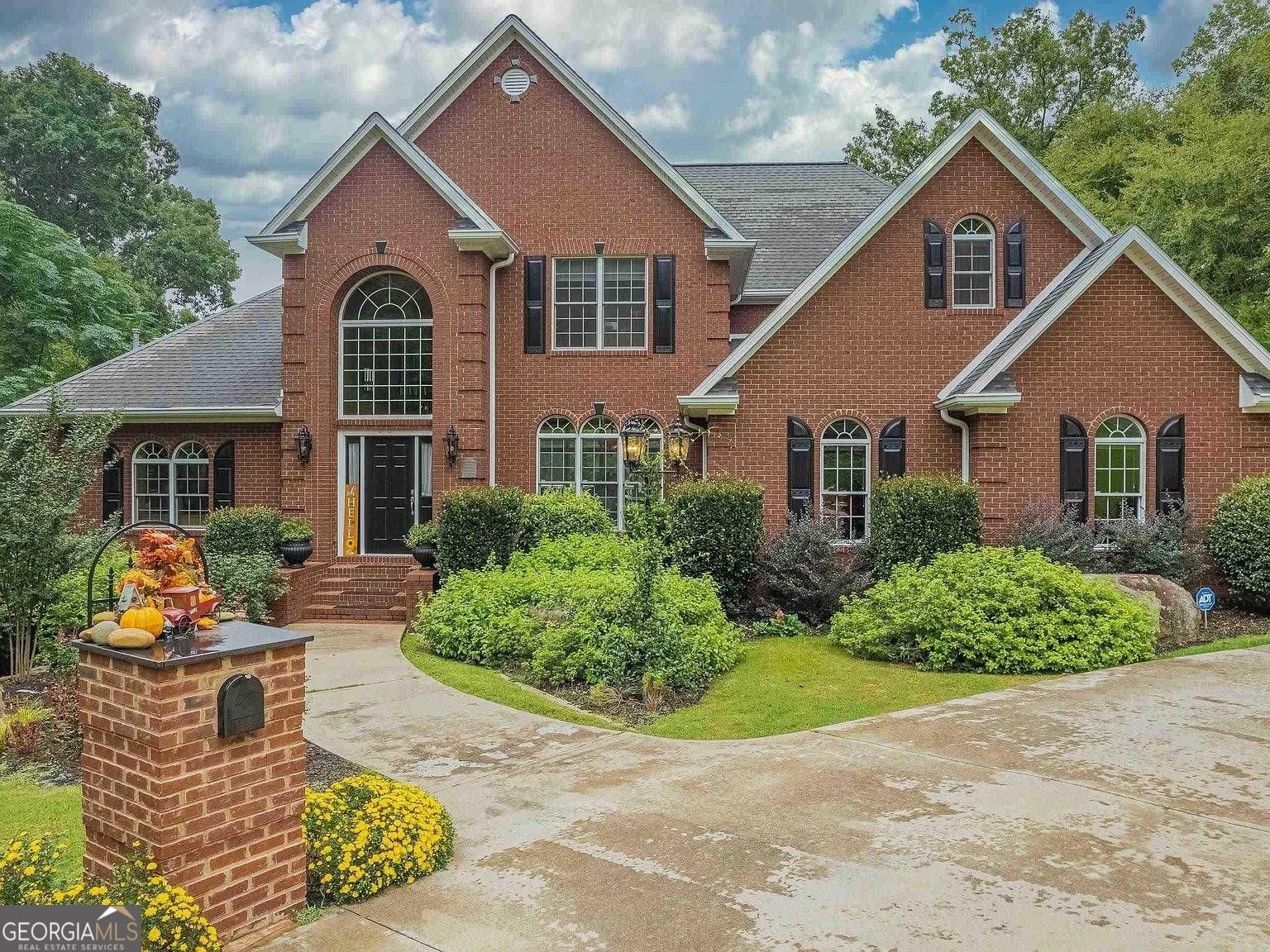 1818 Stoney Crest Drive Elberton - main photo