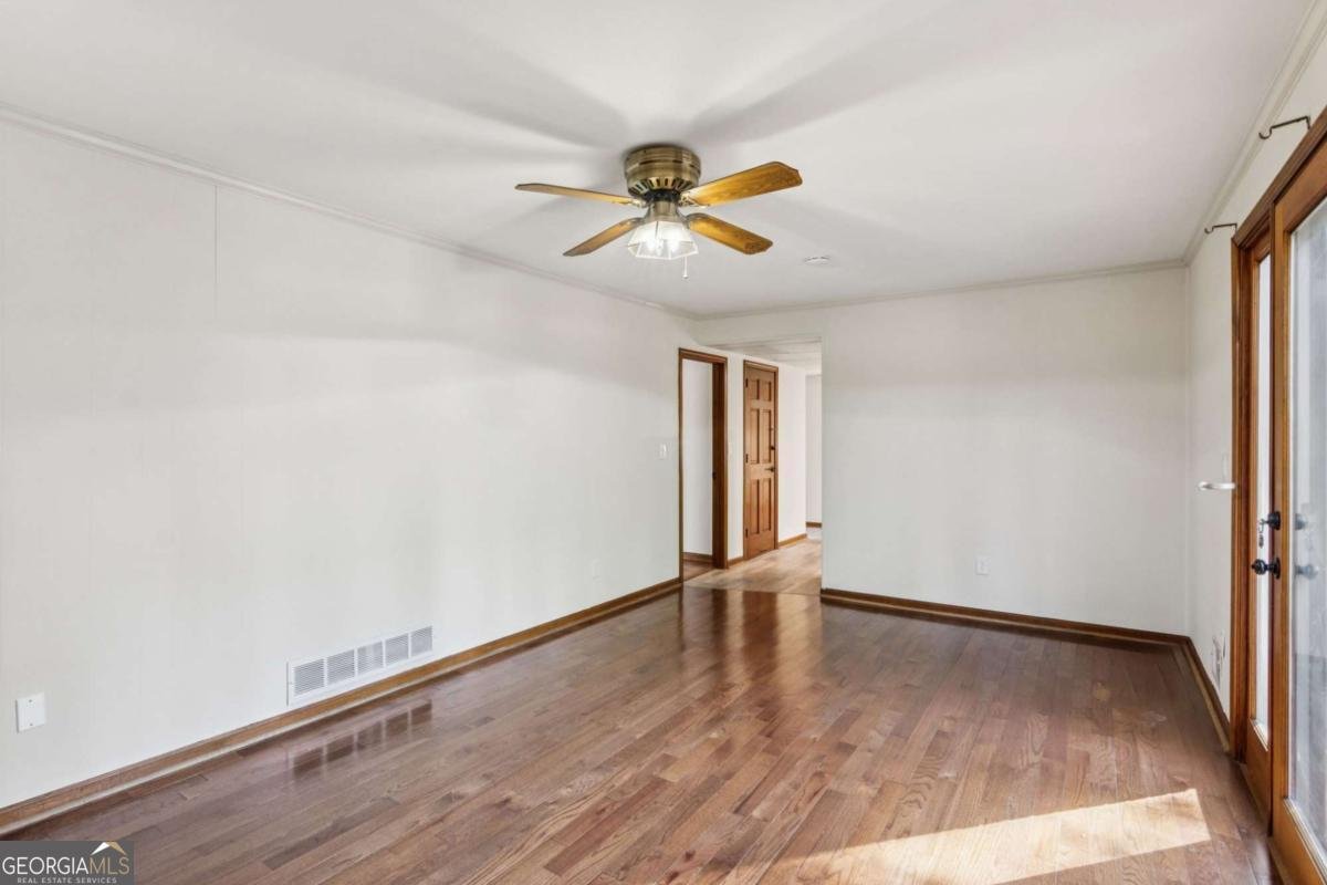 4894 Macbain Lane Dunwoody - Photo 18
