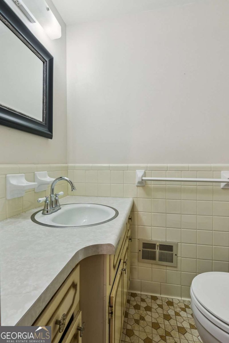 4894 Macbain Lane Dunwoody - Photo 34
