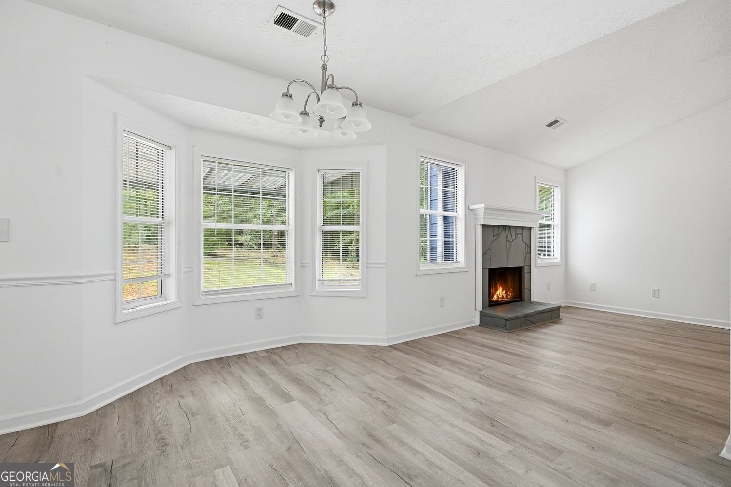 115 Stoneview Circle covington - Photo 8