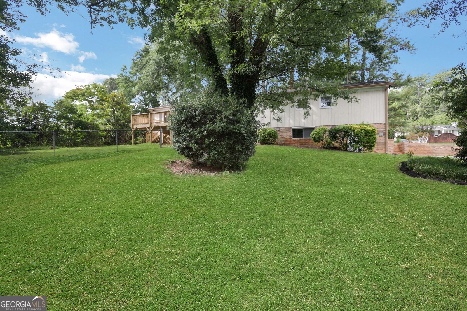3341 Camelot Drive Marietta - Photo 11