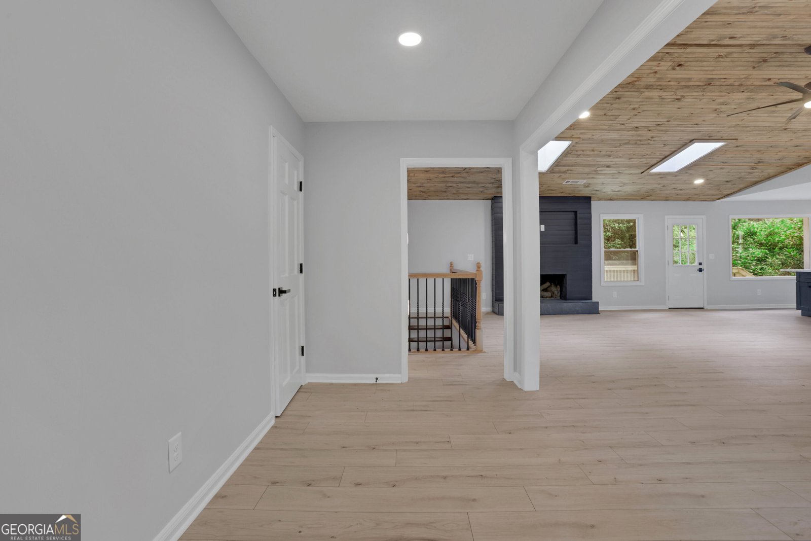 3341 Camelot Drive Marietta - Photo 12