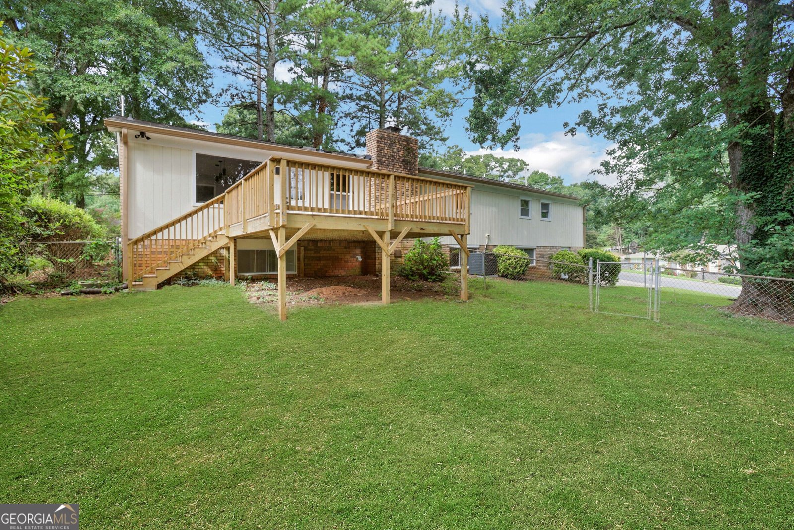 3341 Camelot Drive Marietta - Photo 8