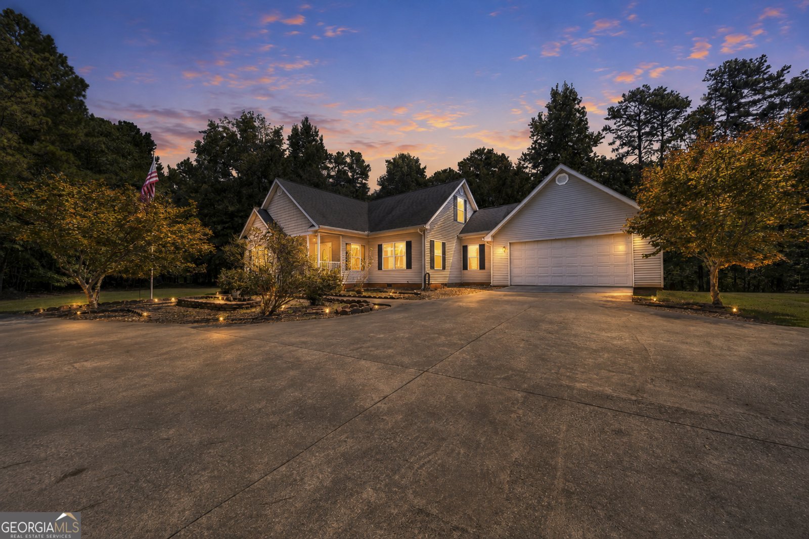 1380 Howard Lewis Road White Plains - main photo