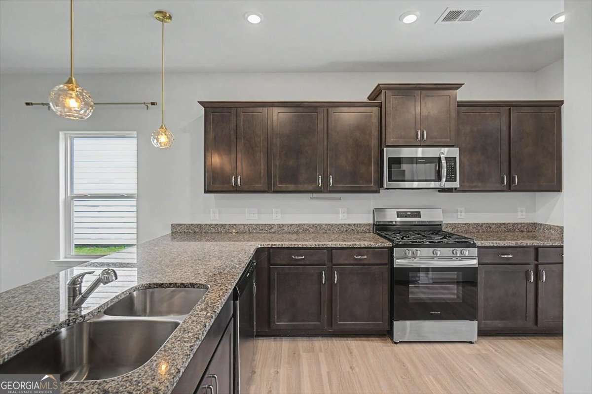 514 Denton Drive Adairsville - Photo 10