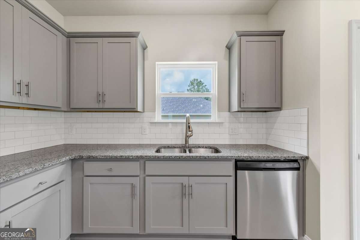 321 Angela Avenue Bowdon - Photo 7