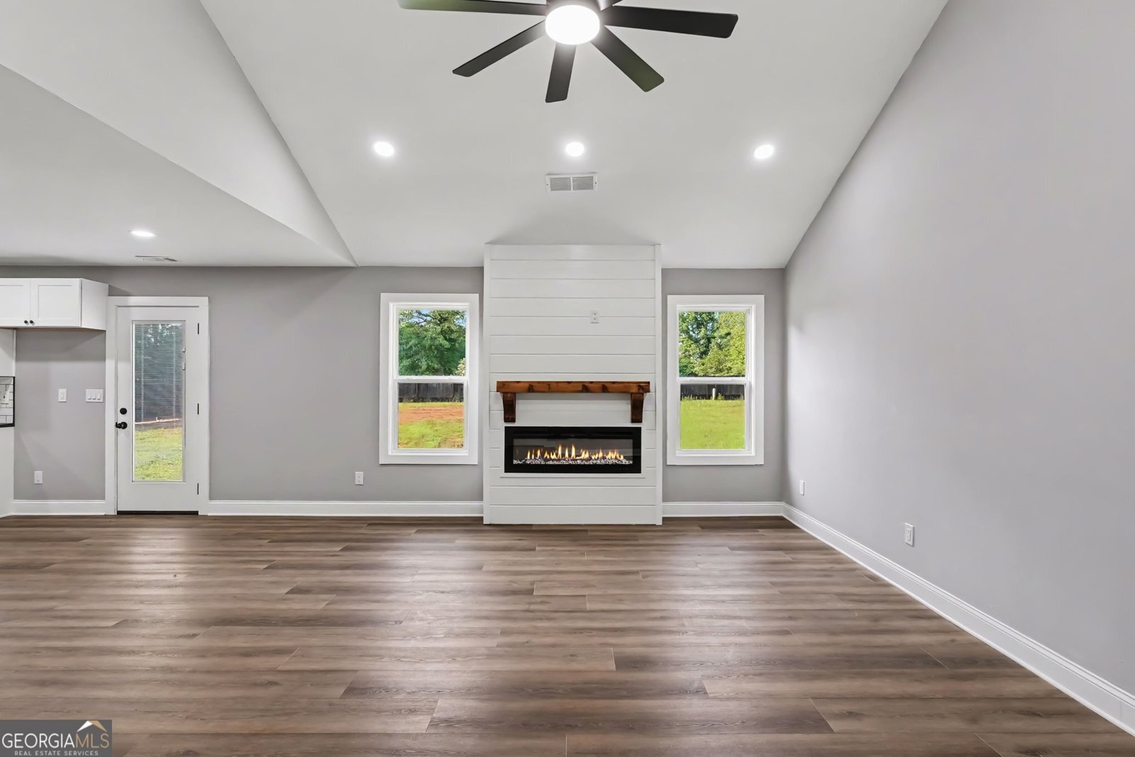 520 Vineyard Road Griffin - Photo 6