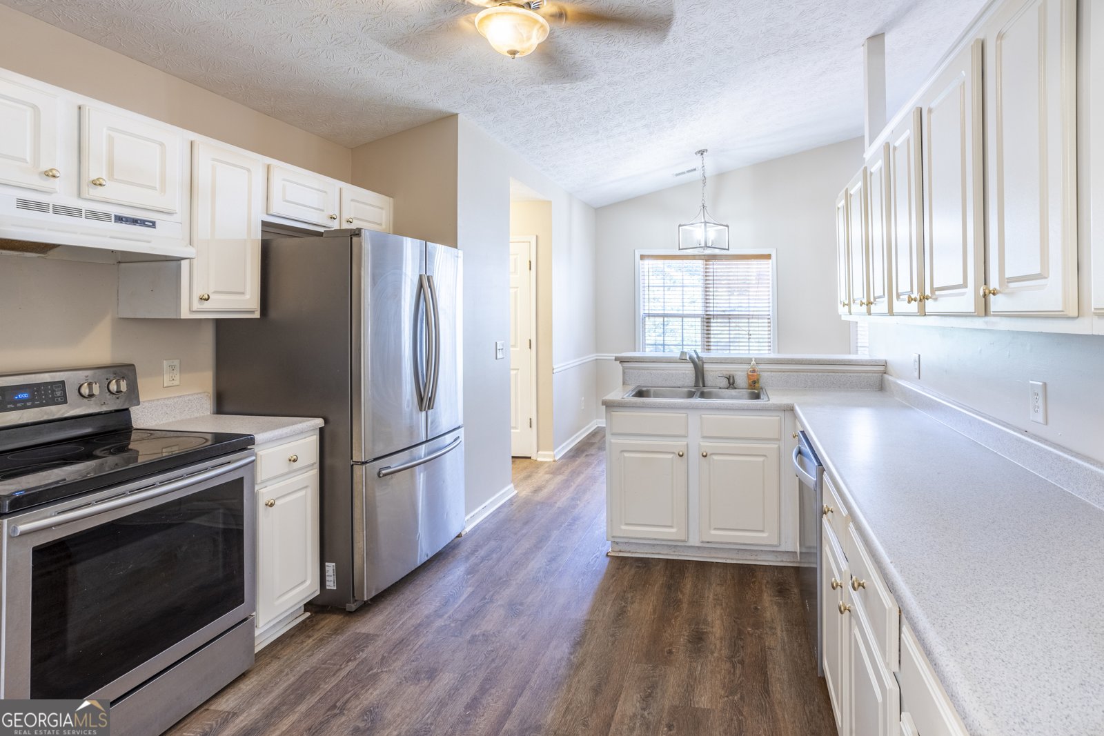 305 Bradford Court Auburn - Photo 11