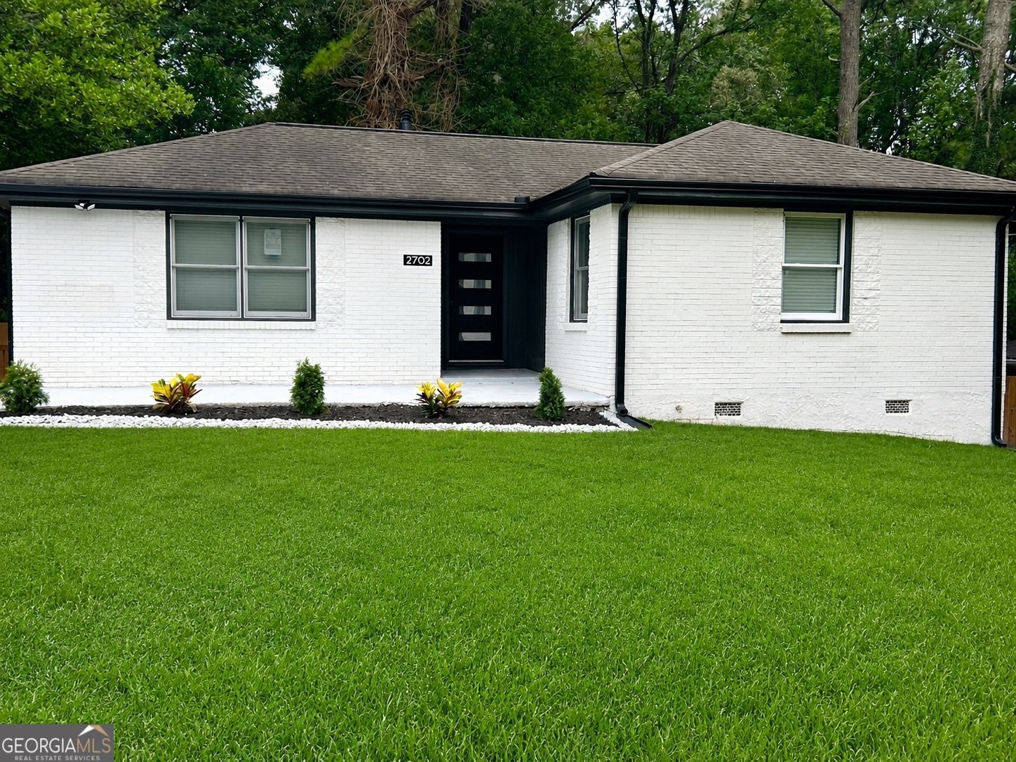 2702 Rollingwood Lane Atlanta - main photo