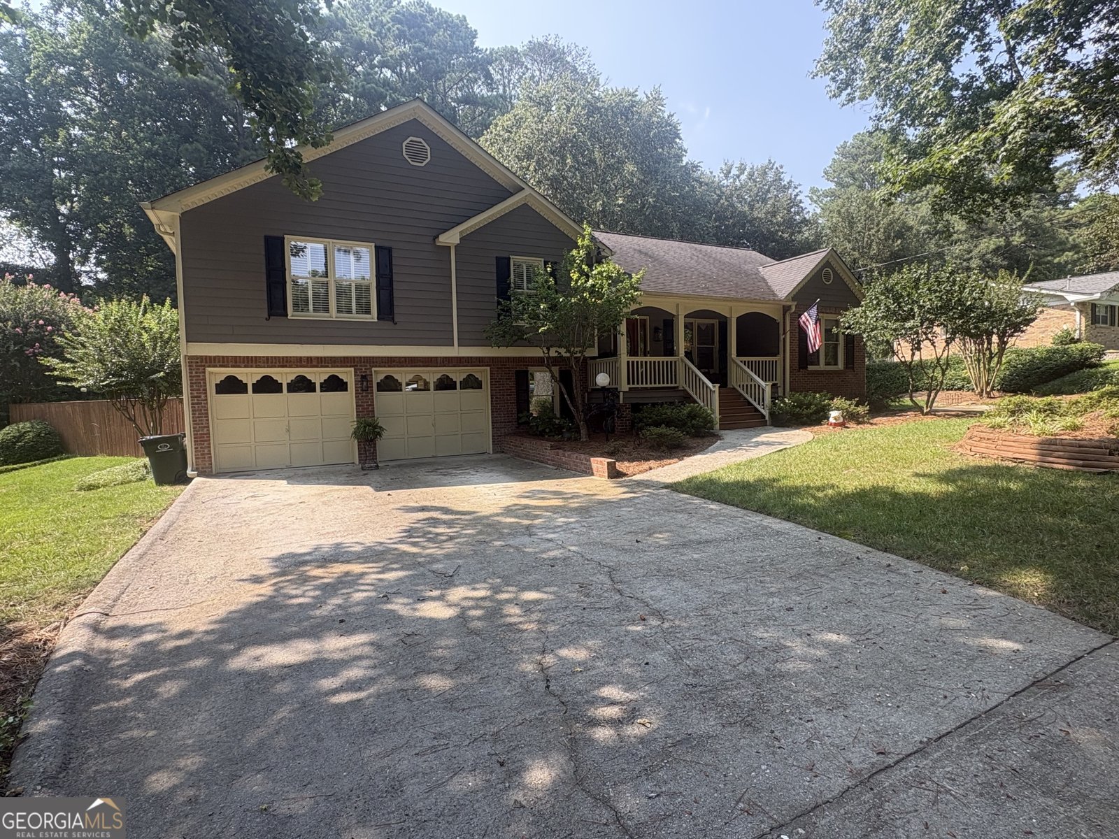 2759 Lanier Drive Snellville - main photo