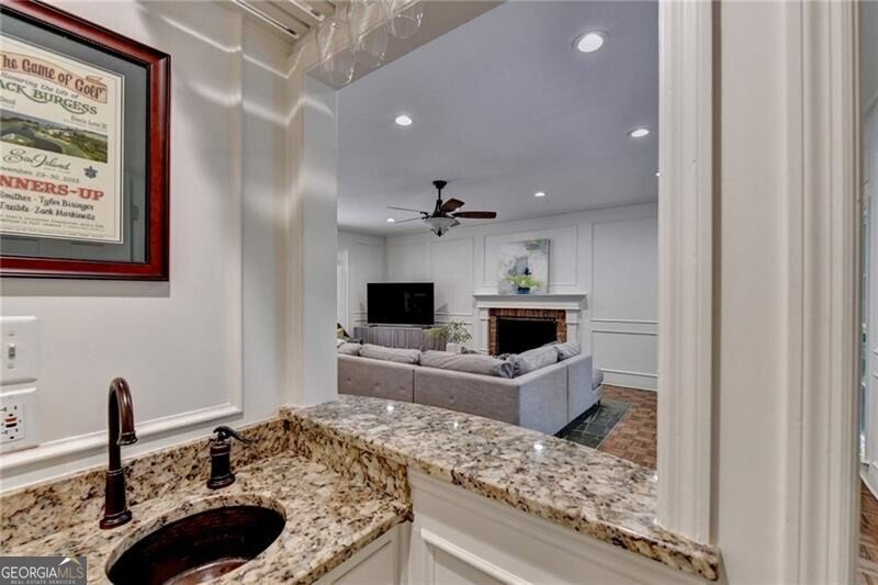585 Cambridge Way Sandy Springs - Photo 35