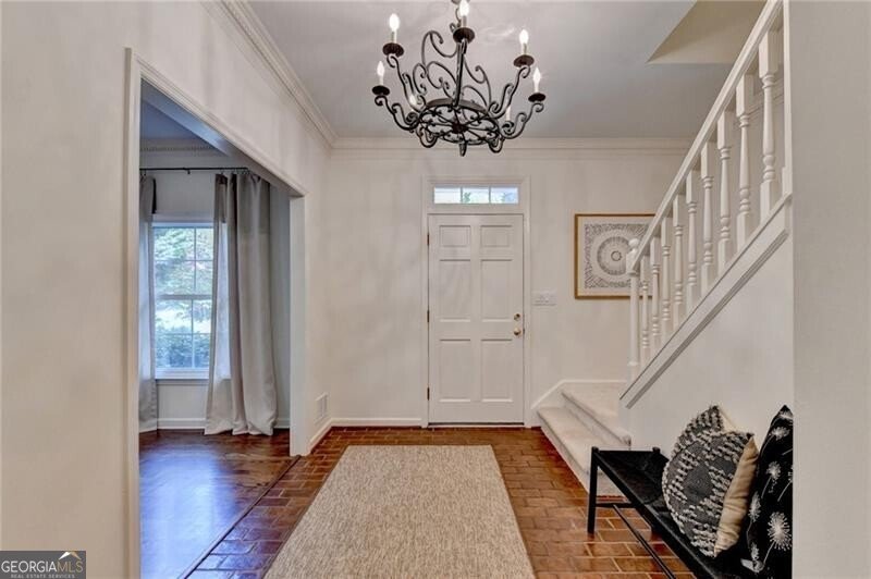 585 Cambridge Way Sandy Springs - Photo 8