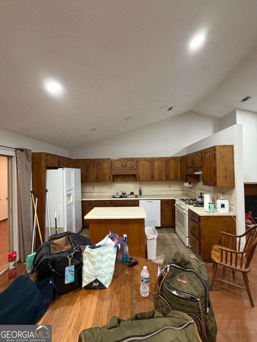 1094 Crystal Lake Road Atlanta - Photo 6