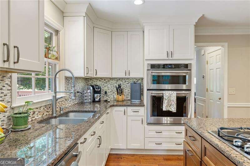 2168 Westbury Court Marietta - Photo 10