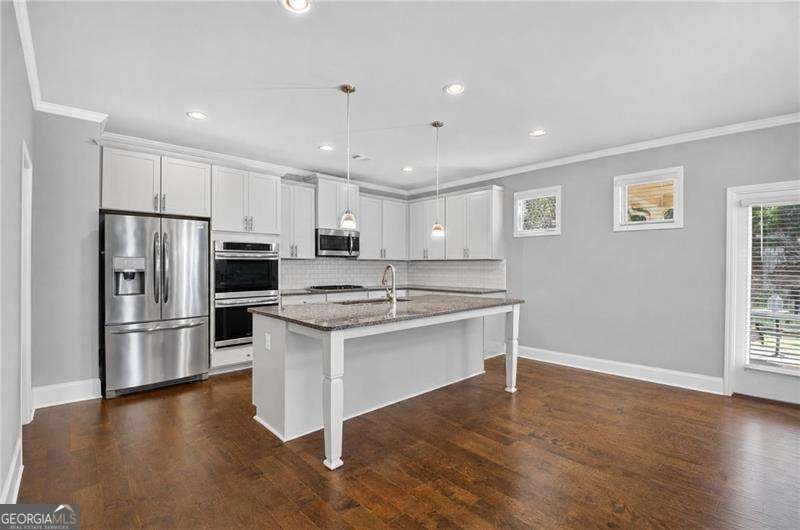 205 Orchard Trail Canton - Photo 7